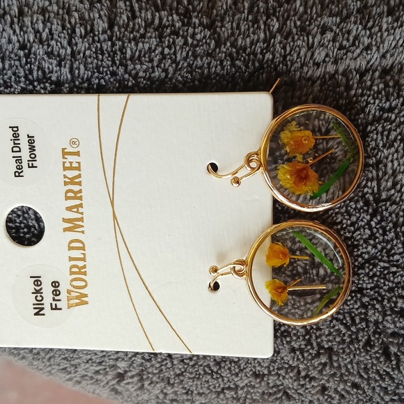 Dried flowers earrings - Picture 4 of 5